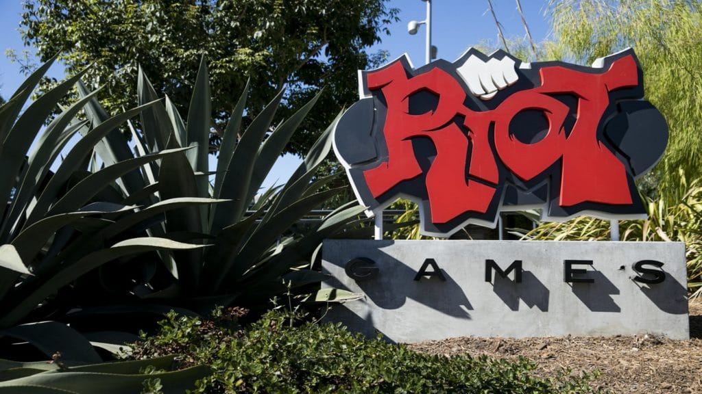 Riot Games – Студия отказывается выплачивать своим бывшим сотрудницам компенсацию в размере 400 миллионов долларов